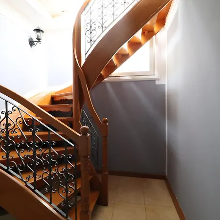 Apartment Frketic With Roof Terrace And Panoramic Sea View